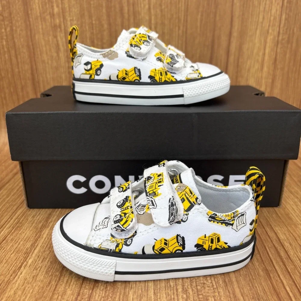 Converse CTAS 2V OX Infant Size 5 White with Dump Truck A12610F NEW
